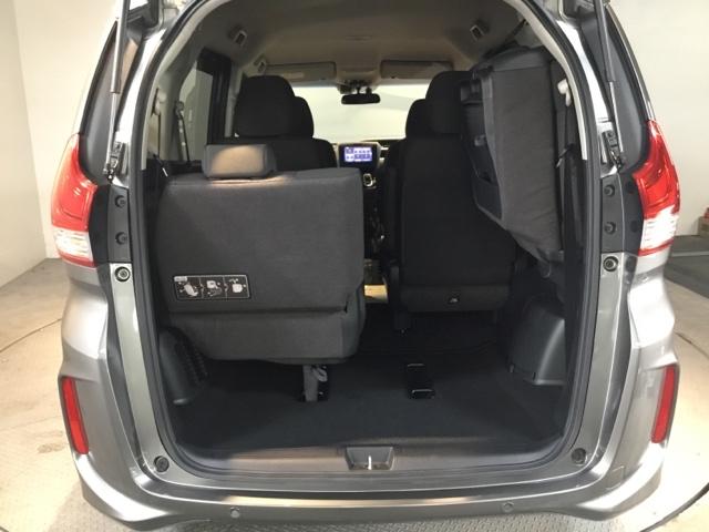 フリードハイブリッド ハイブリッド・G シートヒーター 両側電動スライドドア レーダーブレーキサポート 地デジフルセグ イモビ 両側オートスライドドア キーレス ESC 三列シート ETC付き クルーズコントロール パワーウインドウ 記録簿(11枚目)