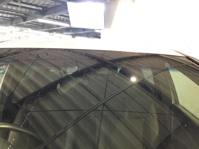 フィットハイブリッド Sホンダセンシング メモリーナビ フルセグ ETC USBポート サイドSRS パワステ 整備記録簿 パワーウインドウ ナビTV アクティブクルーズコントロール AAC スマ-トキ- 盗難防止装置 エアバッグ ABS(30枚目)