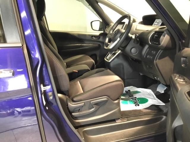 セレナ ハイウェイスター　メモリーナビ　フルセグ　全周囲カメラ　ＥＴＣ　アラビュー　ＡＣ　ＰＳ　インテリキー　カーテンエアバック　横滑り防止　記録簿　盗難防止　キーレス　ＡＢＳ　パワーウインドウ　ダブルエアバック　エアバック（17枚目）