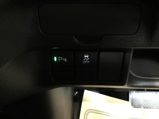 Ｎ－ＢＯＸ Ｌ　リアカメラ　メモリーナビ　シートヒーター　Ｗエアバッグ　記録簿付　ＬＥＤ　リモコンキー　Ｂカメラ　イモビ　ＶＳＡ　ＰＳ　ＰＷ　エアバック　ベンチシート　片側電動両側スライドドア　フルオートエアコン（28枚目）