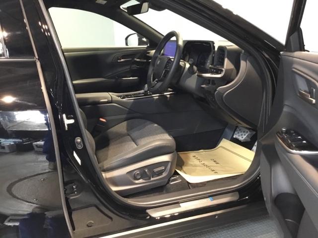 �t�B�b�g���̂���V�[�g�B��������Ǝx���Ă����̂ŁA�����Ԃ̉^�]�����K�ɃT�|�[�g���Ă���܂��B