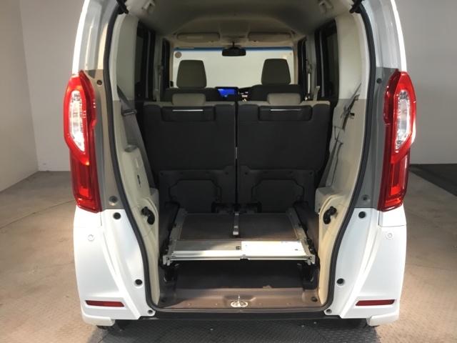 Ｎ－ＢＯＸ Ｇ・スロープＬホンダセンシング　福祉車両　メモリーナビ　ＥＴＣ　リアカメラ　横滑り防止装置　ＬＥＤヘッド　アクティブクルーズコントロール　スマートキー　Ｒカメラ　エアコン　アイドリングストップ　ＤＶＤ　エアバッグ　サイドエアバッグ（10枚目）