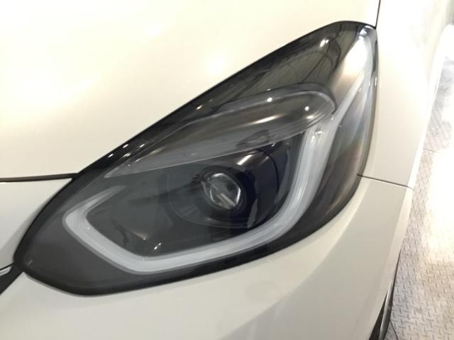 フィット ホーム　メモリーナビ　フルセグ　リアカメラ　ＥＴＣ　ドラレコ　カーテンエアバック　前後障害物センサー　ＶＳＡ　イモビライザー　スマ－トキ－　ＵＳＢ　ＬＥＤヘッドライト　クルコン　禁煙　ＡＢＳ　記録簿　ＡＡＣ（31枚目）