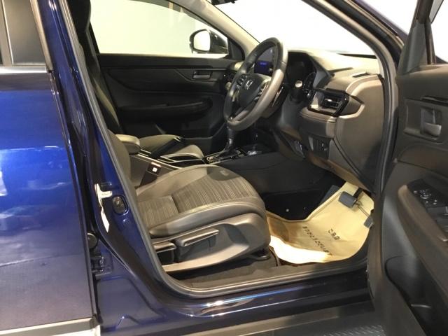 ＷＲ－Ｖ Ｚ＋ブラックスタイル　禁煙車　メモリーナビ　フルセグ　リアカメラ　ＥＴＣ　ドラレコ　Ｐセンサー　スマキー　ＬＥＤヘッドランプ　サイドエアバッグ　クルーズコントロール　ＵＳＢ　整備記録簿　盗難防止システム　オートエアコン（15枚目）