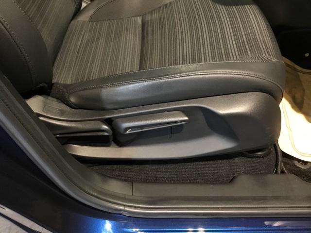 ＷＲ－Ｖ Ｚ＋ブラックスタイル　禁煙車　メモリーナビ　フルセグ　リアカメラ　ＥＴＣ　ドラレコ　Ｐセンサー　スマキー　ＬＥＤヘッドランプ　サイドエアバッグ　クルーズコントロール　ＵＳＢ　整備記録簿　盗難防止システム　オートエアコン（16枚目）