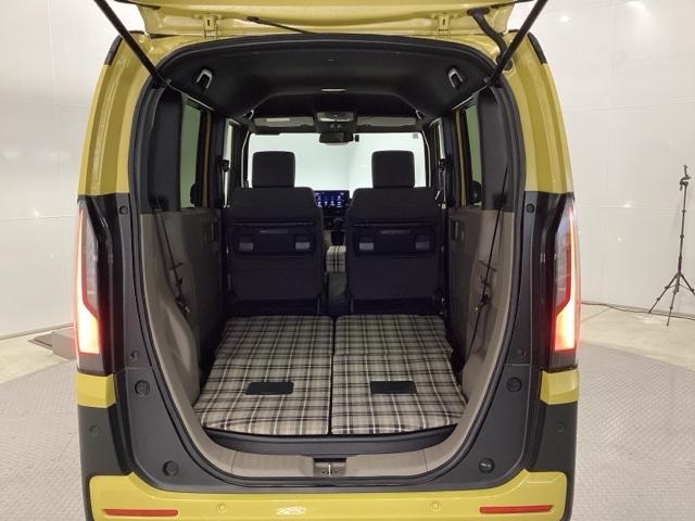 Ｎ－ＢＯＸジョイ ベースグレード　両側電動スライドドア　先進ライト　ＥＴＣ　衝突軽減ブレーキ　サイドＳＲＳ　横滑り防止機能　エアバッグ　盗難防止システム　ベンチシート　フルセグＴＶ　エアコン　オートハイビーム　パワーウィンドウ　ＵＳＢ（22枚目）