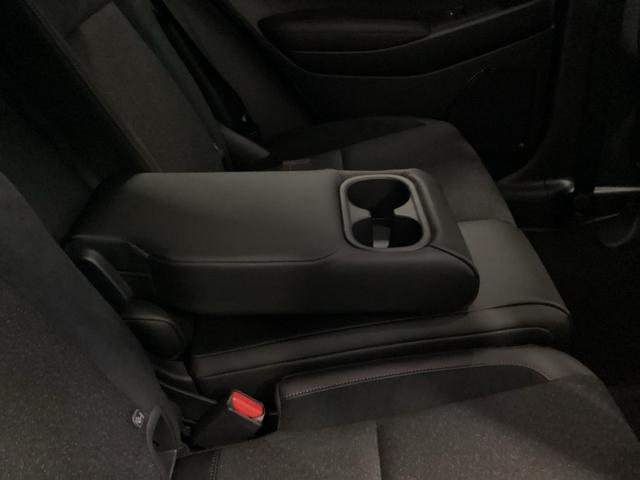 ヴェゼル ｅ：ＨＥＶＲＳ　リアカメラ　電動リアゲート　ＥＴＣ　ＬＥＤヘッドランプ　オートエアコン　パーキングセンサー　誤発進抑制機能　Ｂカメラ　オートマチックハイビーム　ＵＳＢ　スマートキー　フルセグ　パワーテールゲート（43枚目）