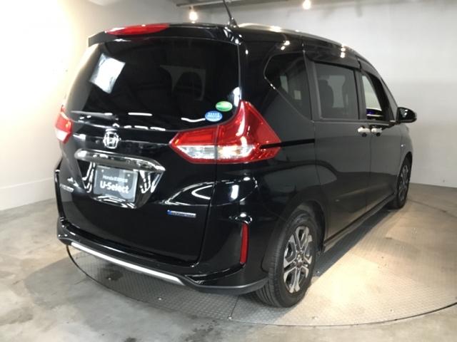 フリードハイブリッド ハイブリッド・クロスターホンダセンシング　両側電動スライドドア　ＥＴＣ　リアカメラ　追従式クルーズコントロール　後カメラ　盗難防止　スマートキー　ＶＳＡ　ＡＢＳ　エアバッグ　ＥＣＯモード　キーフリー　運転席助手席エアバッグ　カーテンエアバッグ（8枚目）