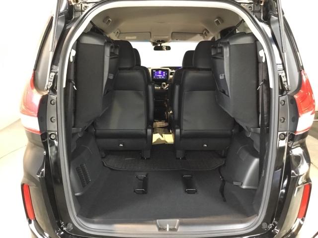 フリードハイブリッド ハイブリッド・クロスターホンダセンシング　両側電動スライドドア　ＥＴＣ　リアカメラ　追従式クルーズコントロール　後カメラ　盗難防止　スマートキー　ＶＳＡ　ＡＢＳ　エアバッグ　ＥＣＯモード　キーフリー　運転席助手席エアバッグ　カーテンエアバッグ（10枚目）