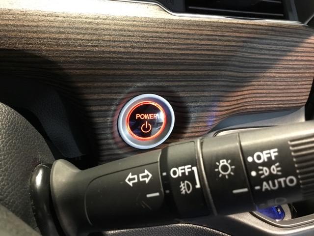 フリードハイブリッド ハイブリッド・クロスターホンダセンシング　両側電動スライドドア　ＥＴＣ　リアカメラ　追従式クルーズコントロール　後カメラ　盗難防止　スマートキー　ＶＳＡ　ＡＢＳ　エアバッグ　ＥＣＯモード　キーフリー　運転席助手席エアバッグ　カーテンエアバッグ（25枚目）