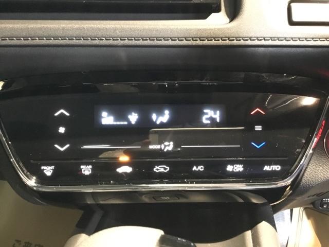 ヴェゼル Ｘ・ホンダセンシング　リアカメラ　ＥＴＣ　リアカメラ　ＵＳＢ入力　スマートキープッシュスタート　地デジＴＶ　ＬＥＤライト　サイドエアバック　アダプティブクルーズ　Ｗエアバッグ　セキュリティアラーム　オートエアコン　Ｒカメラ（21枚目）