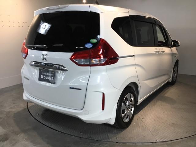 フリードハイブリッド ハイブリッド・Ｇホンダセンシング　リアカメラ　メモリーナビ　ＥＴＣ　Ｗエアバッグ　ミュージックプレイヤー接続可　記録簿付　クルコン　ＤＶＤ再生　Ｒカメ　ナビＴＶ　ＬＥＤライト　ＶＳＡ　地デジＴＶ　ＡＢＳ　アイスト　運転席エアバッグ（8枚目）