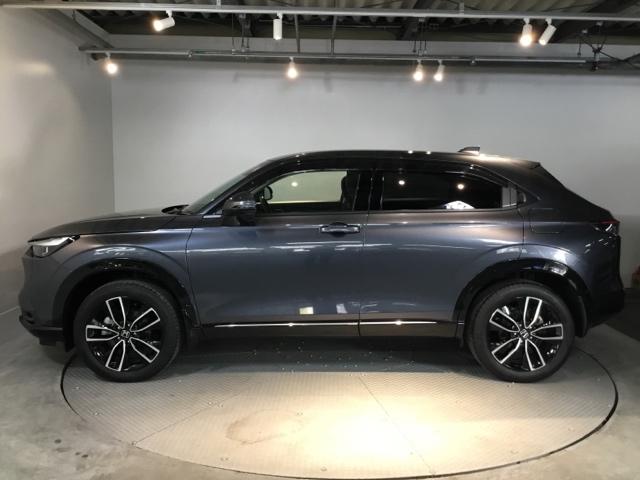 ヴェゼル ｅ：ＨＥＶＺ　メモリーナビ　ドラレコ　ＥＴＣ　リアカメラ　スマートキー＆プッシュスタート　ダブルエアコン　サイドＳＲＳ　イモビ　地デジ　Ｂカメ　キーレスエントリー　Ｃソナー　ＵＳＢポート　ＰＳ　ＬＥＤライト　ＡＡＣ（7枚目）