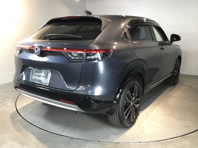 ヴェゼル ｅ：ＨＥＶＺ　メモリーナビ　ドラレコ　ＥＴＣ　リアカメラ　スマートキー＆プッシュスタート　ダブルエアコン　サイドＳＲＳ　イモビ　地デジ　Ｂカメ　キーレスエントリー　Ｃソナー　ＵＳＢポート　ＰＳ　ＬＥＤライト　ＡＡＣ（8枚目）