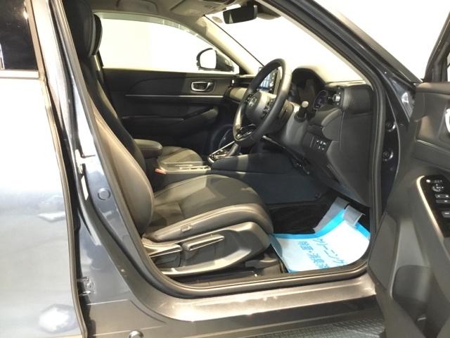 ヴェゼル ｅ：ＨＥＶＺ　メモリーナビ　ドラレコ　ＥＴＣ　リアカメラ　スマートキー＆プッシュスタート　ダブルエアコン　サイドＳＲＳ　イモビ　地デジ　Ｂカメ　キーレスエントリー　Ｃソナー　ＵＳＢポート　ＰＳ　ＬＥＤライト　ＡＡＣ（18枚目）