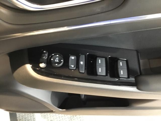 ヴェゼル ｅ：ＨＥＶＺ　メモリーナビ　ドラレコ　ＥＴＣ　リアカメラ　スマートキー＆プッシュスタート　ダブルエアコン　サイドＳＲＳ　イモビ　地デジ　Ｂカメ　キーレスエントリー　Ｃソナー　ＵＳＢポート　ＰＳ　ＬＥＤライト　ＡＡＣ（20枚目）