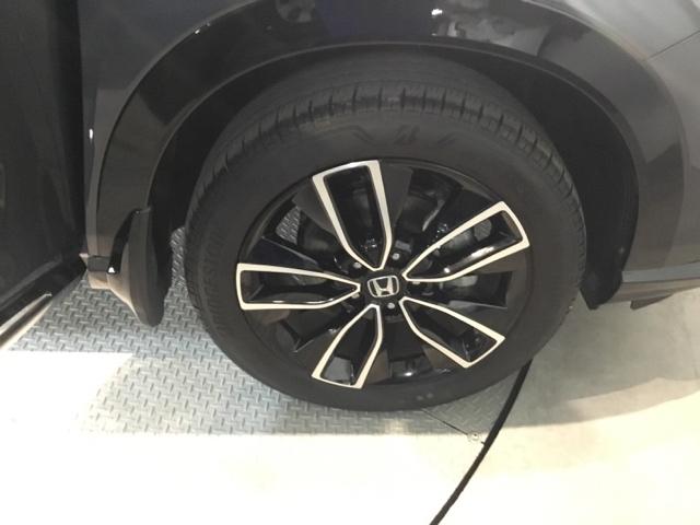 ヴェゼル ｅ：ＨＥＶＺ　メモリーナビ　ドラレコ　ＥＴＣ　リアカメラ　スマートキー＆プッシュスタート　ダブルエアコン　サイドＳＲＳ　イモビ　地デジ　Ｂカメ　キーレスエントリー　Ｃソナー　ＵＳＢポート　ＰＳ　ＬＥＤライト　ＡＡＣ（38枚目）