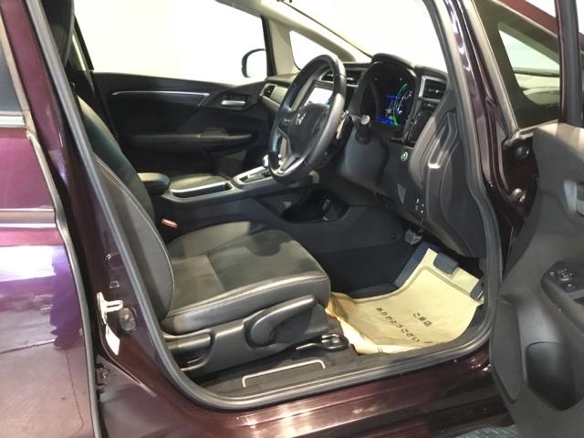 �t�B�b�g���̂���V�[�g�B�g�̂���������Ǝx���Ă����̂ŁA�����Ԃ̉^�]�����K�ɃT�|�[�g���Ă���܂��B