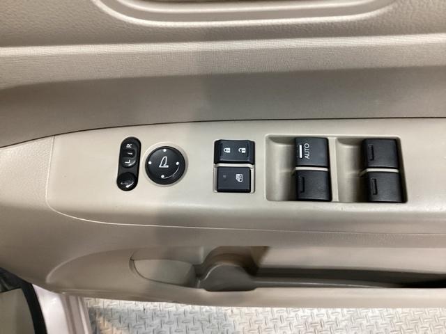 Ｇ・Ｌパッケージ　電動格納ミラー　片側電動スライドドア　オートミラー　盗難防止機能　アイドルストップ　助手席エアバック　ベンチ　インテリジェントキー　エアバック付き　衝突安全ボディ　キーフリ－　ＡＵＴＯエアコン（画像17）