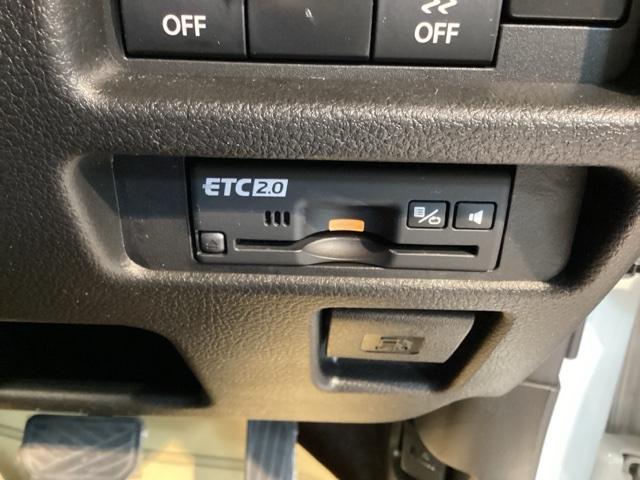 Ｊスタイル　メモリーナビ　ＥＴＣ　オートライト　イモビライザー　バックソナー　ブルートゥースオーディオ　衝突安全ボディ　ナビＴＶ　電動格納式ドアミラー　シートヒータ　パワーウインドー　フルセグＴＶ　ＥＳＰ　ＡＢＳ（画像25）