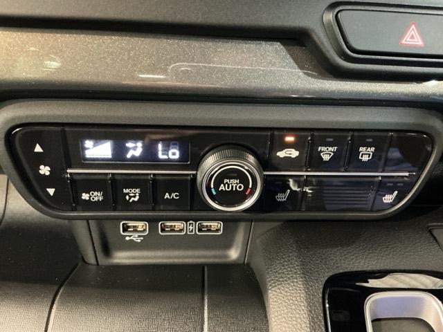Ｌ　試乗車　メモリーナビ　ＥＴＣ　ドラレコ　リアカメラ　ＢＴ接続　サイドエアバック　フルセグテレビ　ＡＣＣ　横滑り防止　リヤカメラ　車線逸脱警報　シートヒータ　コーナーセンサー　ＵＳＢ　ＬＥＤヘッドライト（画像18）