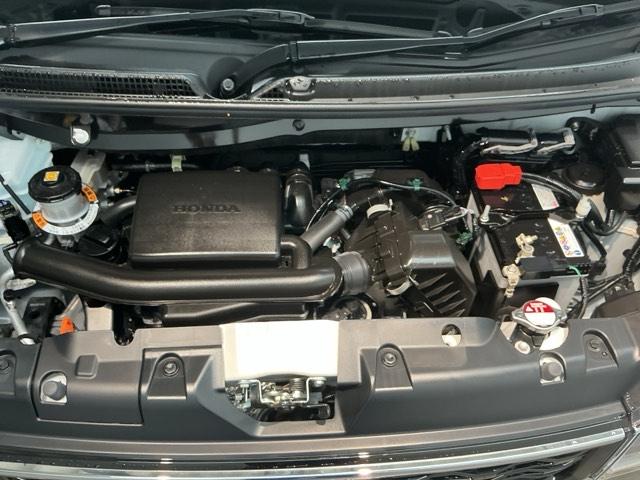 Ｌ　試乗車　メモリーナビ　ＥＴＣ　ドラレコ　シートヒーター　ＢＴ接続　サイドエアバック　フルセグテレビ　ＡＣＣ　横滑り防止　リヤカメラ　車線逸脱警報　コーナーセンサー　ＵＳＢ　ＬＥＤヘッドライト　ＤＶＤ（画像28）
