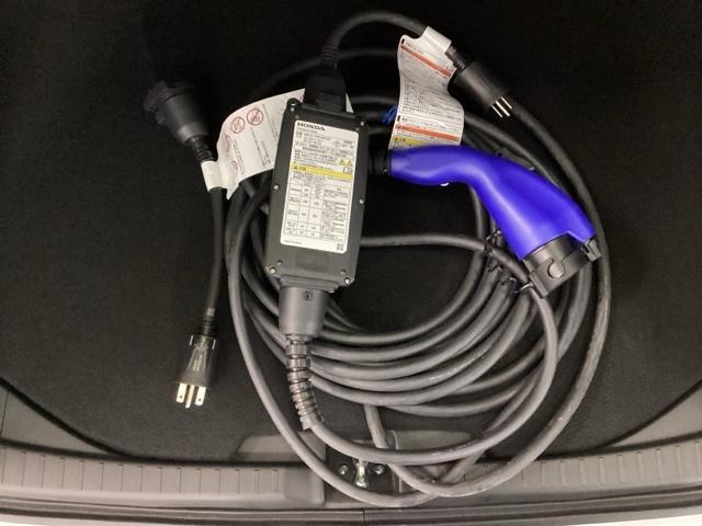 ｅ：Ｌ　試乗車　メモリーナビ　ＥＴＣ　ドラレコ　リアカメラ　アダプティブクルコン　コーナーセンサー　ＬＫＡＳ　ＢＴ　バックカメラ　フルセグＴＶ　ＬＥＤヘッドランプ　ドライブレコーダー　オートハイビーム　ＵＳＢ（画像52）