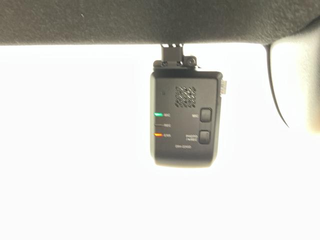 ベースグレード　試乗車　メモリーナビ　ＥＴＣ　ドラレコ　リアカメラ　両側ＰＳＤ　運転席シートヒーター　衝突被害軽減ブレーキ　整備記録簿　スマ－トキ－　エアコン　ＤＶＤ再生　横滑り防止機能　Ｒカメラ　ＬＥＤ　キーレス（画像29）