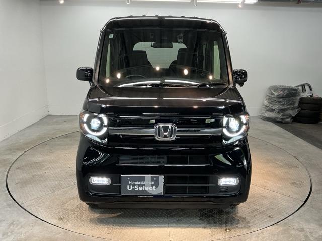 ファン　試乗車　リアカメラ　ＥＴＣ　純正ナビ　衝突被害軽減装置　ＬＫＡＳ　アダプティブクルーズＣ　電動格納式ミラー　Ｗエアバッグ　両側スライド　ＡＢＳ付き　記録簿　キーレス　パワーステ　Ｂｌｕｅｔｏｏｔｈ（画像4）
