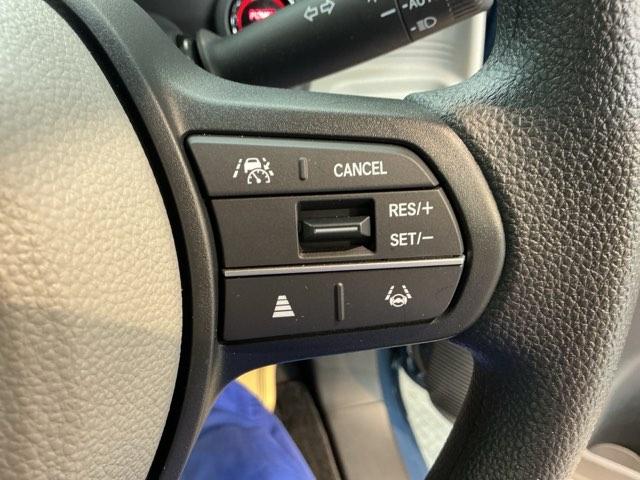 ｅ：Ｇ　試乗車　ディスプレイオーディオ　ＥＴＣ　ドラレコ　シートヒーター　電動格納ミラー　Ｂｌｕｅｔｏｏｔｈ　アダプティブクルーズコントロール　バックカメラ　ＬＥＤヘッドライト　パーキングセンサー（画像25）
