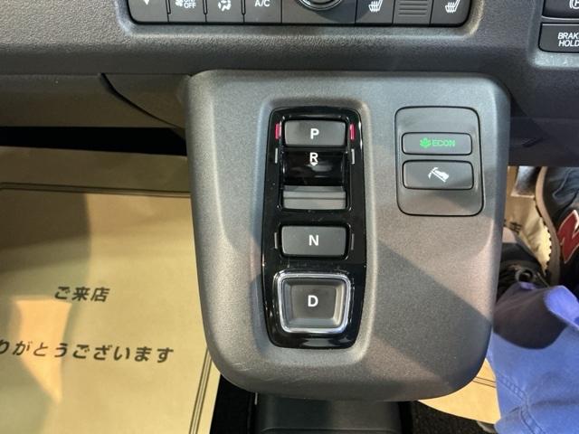 ｅ：Ｇ　試乗車　ディスプレイオーディオ　ＥＴＣ　ドラレコ　シートヒーター　電動格納ミラー　Ｂｌｕｅｔｏｏｔｈ　アダプティブクルーズコントロール　バックカメラ　ＬＥＤヘッドライト　パーキングセンサー（画像27）