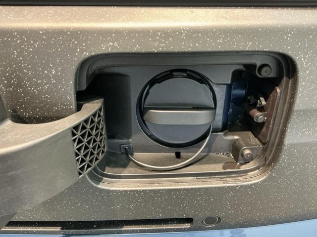 ｅ：Ｇ　試乗車　ディスプレイオーディオ　ＥＴＣ　ドラレコ　シートヒーター　電動格納ミラー　Ｂｌｕｅｔｏｏｔｈ　アダプティブクルーズコントロール　バックカメラ　ＬＥＤヘッドライト　パーキングセンサー（画像32）