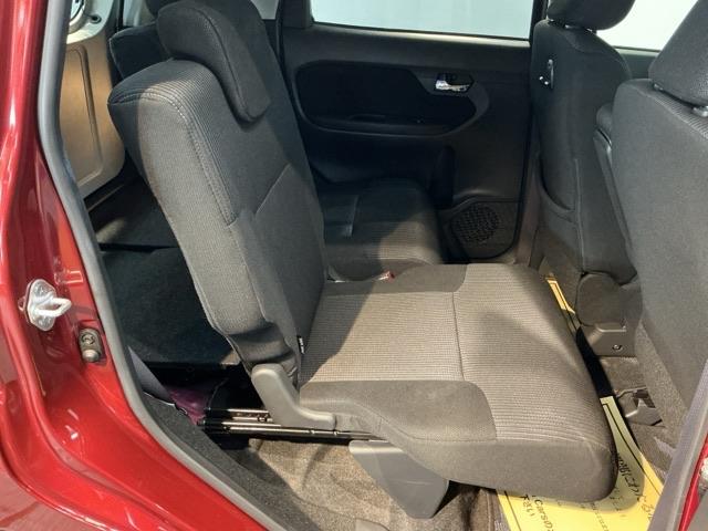 カスタムＲスマートアシスト　アルミホイール　シートヒーター　キーフリーシステム　盗難警報装置　ＵＳＢ接続　ＥＳＣ　ＬＥＤ　電格ミラー　パワステ　デュアルエアバッグ　スマートキー　オートライト　エアバッグ　パワーウインド（画像12）