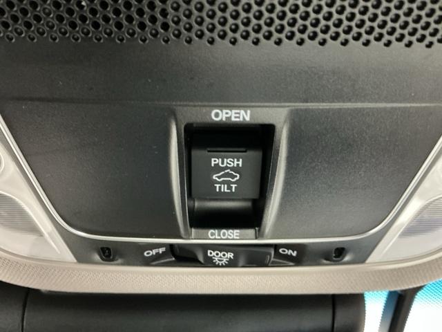 ＥＸ　リアカメラ　ＥＴＣ　サンルーフ　ＢＴ接続　Ｒカメ　ＡＢＳ　ＡＡＣ　横滑り防止装置　フルセグテレビ　前後ソナー　サイドエアバッグ　レーンキープアシスト　キーレス　アダプティブクルーズ　パワ－シ－ト（画像31）