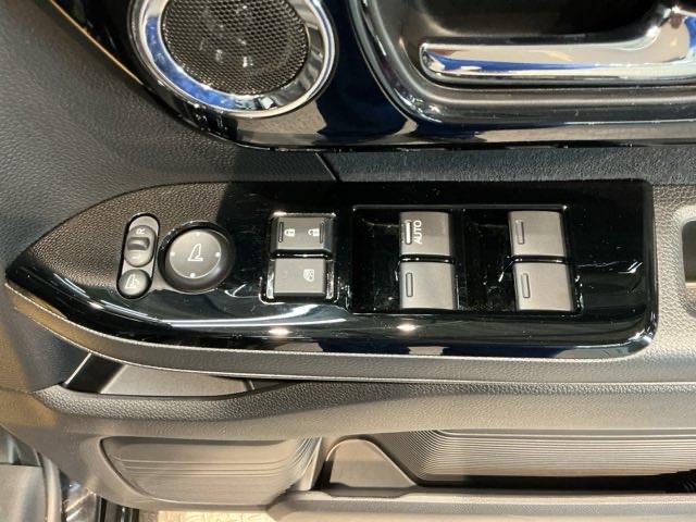 Ｌ　片側電動スライドドア　リアカメラ　バックカメラ付　ＥＣＯＮモード　両側スライド片側電動　Ｂトゥース　フルセグ地デジ　ＡＵＴＯライト　バックソナー　カーテンエアバッグ　盗難防止システム　横滑り防止機能（画像21）