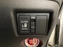 Ｇ・Ｌホンダセンシング　メモリーナビ　リアカメラ　ドラレコ　地デジＴＶ　助手席エアバッグ　キーレス　シートＨ　アイドリングＳＴ　セキュリティーアラーム　スマ－トキ－　ナビＴＶ　ＥＴＣ　前車追従機能　サイドエアバッグ　ＵＳＢ（18枚目）