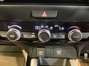 ダブルエアコンは、運転席と助手席でそれぞれ異なる温度を設定できます。