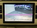 バックモニター付きで、車庫入れやバック時の後方確認をサポート。