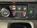 運転席と助手席には寒い時期に大活躍のシートヒーター付です。