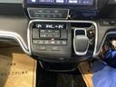 運転席周辺のスマートなレイアウトが、操作のしやすさを実現。快適なドライブをサポートします。