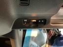 【ETC車載器】高速道路の料金所を、止まらずスムーズに通過。小銭を用意する手間も、窓を開けるわずらわしさもありません。遠出をグッと身近にしてくれる快適ドライブの必須アイテムです。