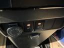 シートヒーター付き!直接体を温めてくれるので寒い日の運転も快適です。