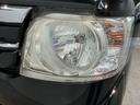 大き目のヘッドライトで、夜道も安全運転 明るく安心です。