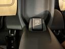 車内で便利な電源供給。【アクセサリーソケット】で、スマートに充電!