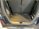ホンダ独自の技術、センタータンクレイアウトにより、軽自動車とは思えない室内空間です。
