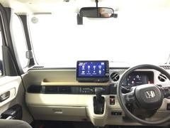 機能的なコックピット。快適な運転を楽しめますよ。 2
