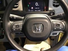 ��ˤʤ��ॹ�ƥ���󥰤Ǥ������ƥ���󥰤α�¦�ˤϥ��롼������ȥ����롢��¦�������ǥ�����⥳�󥹥��å��Ǥ����긵�����Ǥ���Τ������Ǥ��� 3