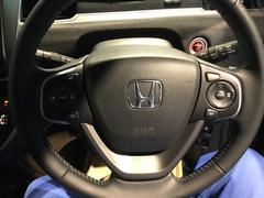 ��ˤʤ��ॹ�ƥ���󥰤Ǥ������ƥ���󥰤α�¦�ˤϥ��롼������ȥ����롢��¦�������ǥ�����⥳�󥹥��å��Ǥ����긵�����Ǥ���Τ������Ǥ��� 3