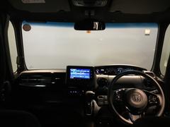 �ե���ȥ��饹���礭�����磻�ɤʻ볦�Ǳ�ž�⤷�䤹���ʤ�褦�����ꤵ��Ƥ��ޤ��� 2