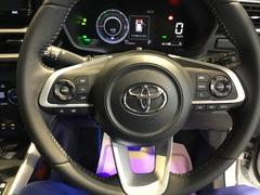 ��ˤʤ��ॹ�ƥ���󥰤Ǥ������ƥ���󥰤α�¦�ˤϥ��롼������ȥ����롢��¦�������ǥ�����⥳�󥹥��å��Ǥ����긵�����Ǥ���Τ������Ǥ��� 3